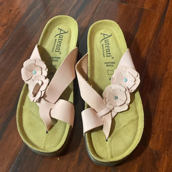 NWOT Autenti leather sandal made in Spain Size 40 - Picture 2 of 8